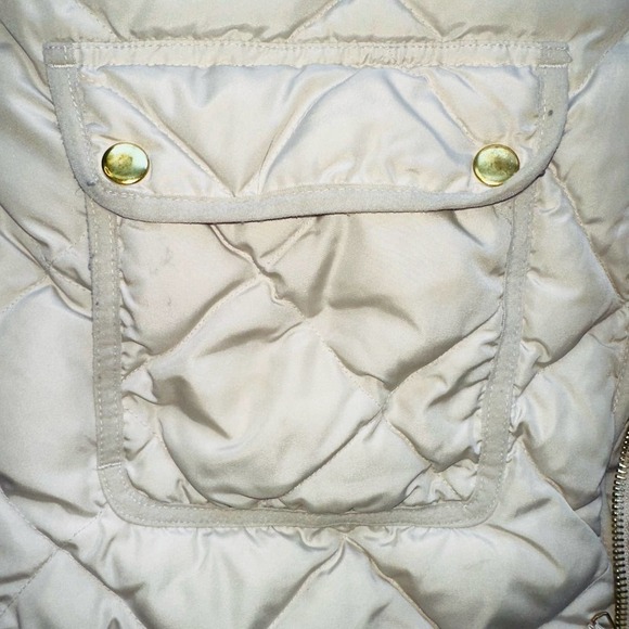 EUC Women’s Large Woolrich Quilted Puffer Full Zip Vest - Picture 5 of 9